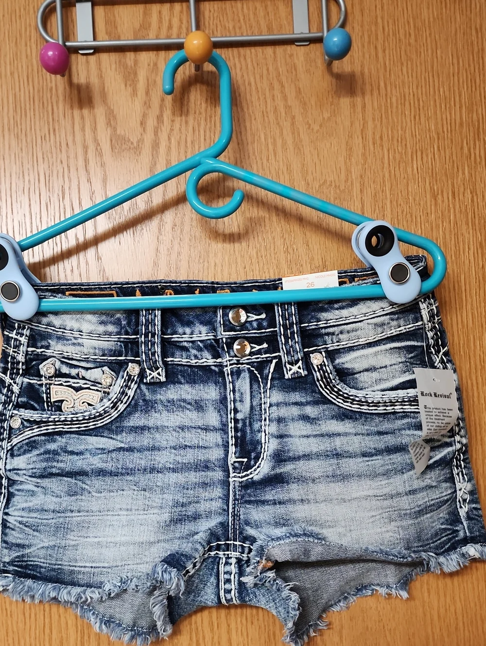 Rock Revival Embellished Denim Shorts womens 26 nwt number 2080
